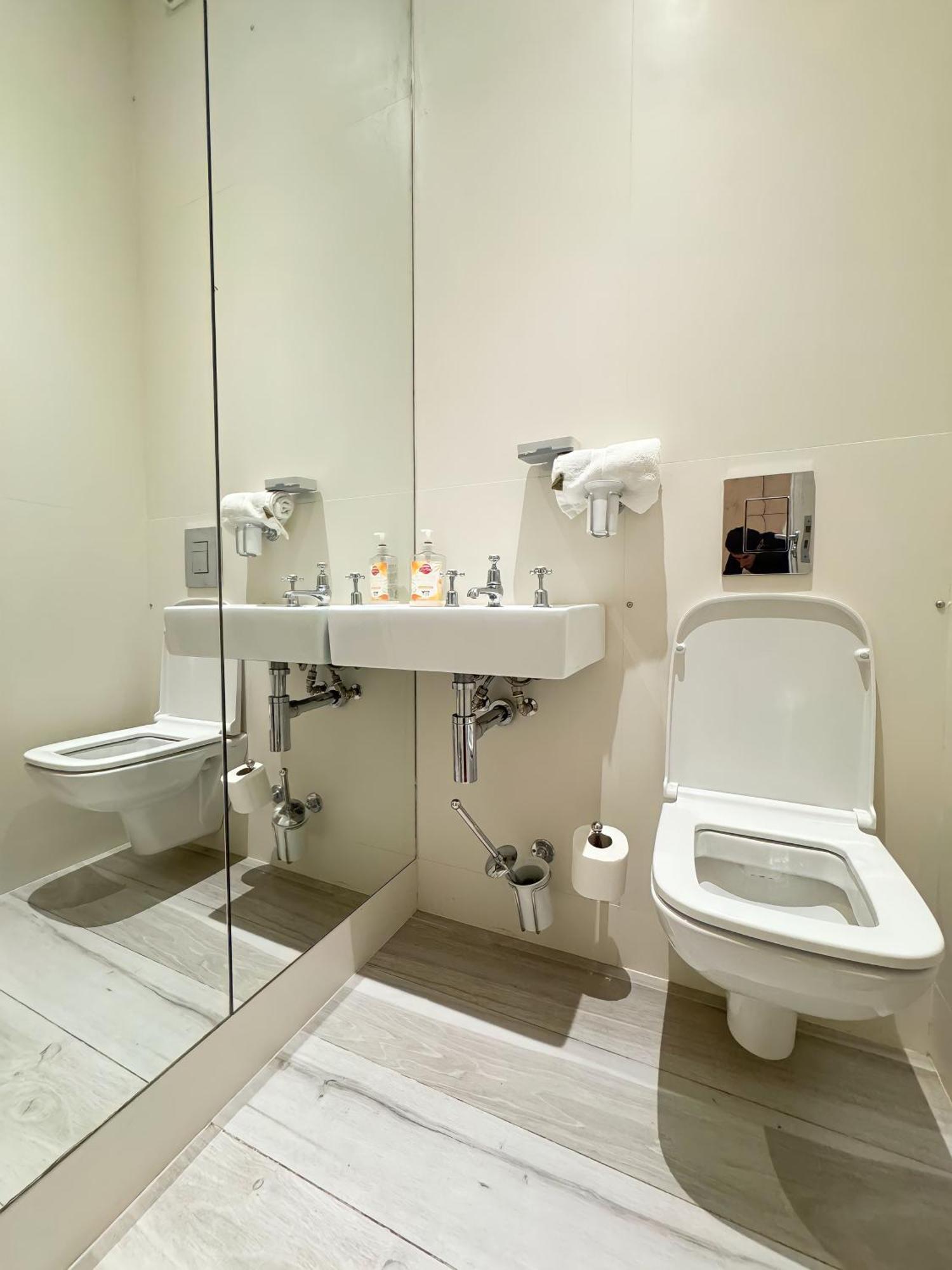 The Kensington Heights Apartment ลอนดอน ภายนอก รูปภาพ
